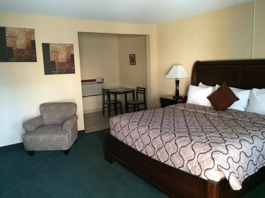 Pacer Inn & Suites Motel 델라웨어 객실 사진